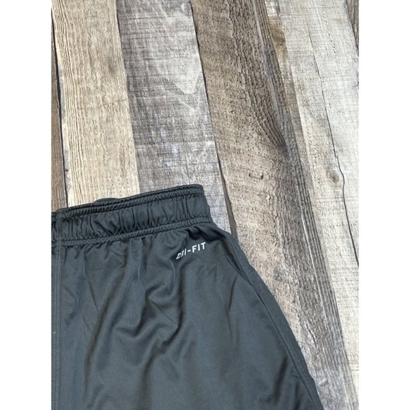 Nike OnField Men S Green Bay Packers Shorts Dri-Fit Gray Athletic Gym Practice - Picture 7 of 8